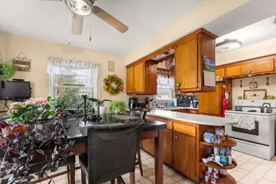 1334  Manitoba Ave, South Milwaukee, WI 53172 - Photo 6