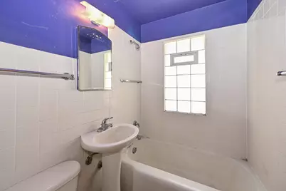 6633  Hillside Ln, Wauwatosa, WI 53213 - Photo 12