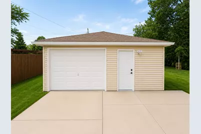 1844 N 23rd St, Sheboygan, WI 53081 - Photo 32