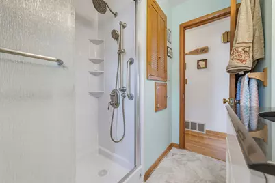 6346 N 80th St, Milwaukee, WI 53218 - Photo 16