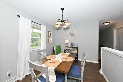 N90W17638  St. Francis Dr, Menomonee Falls, WI 53051 - Photo 8