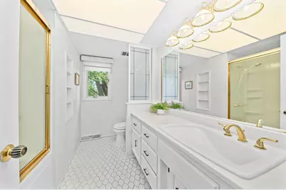 11040 N Riverland Ct, Mequon, WI 53092 - Photo 26
