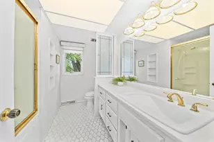 11040 N Riverland Ct, Mequon, WI 53092 - Photo 26