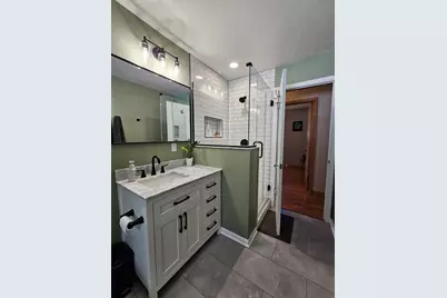 N102W15320  Venus Ct, Germantown, WI 53022 - Photo 10