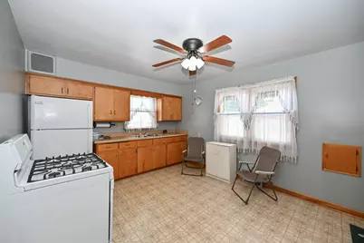4164 S 4th St, Milwaukee, WI 53207 - Photo 10