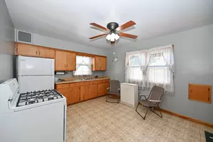 4164 S 4th St, Milwaukee, WI 53207 - Photo 10