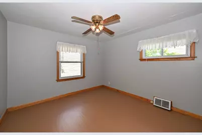 4164 S 4th St, Milwaukee, WI 53207 - Photo 12