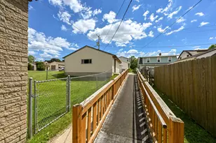 4164 S 4th St, Milwaukee, WI 53207 - Photo 24