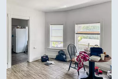 1015  Hamilton St, Manitowoc, WI 54220 - Photo 6