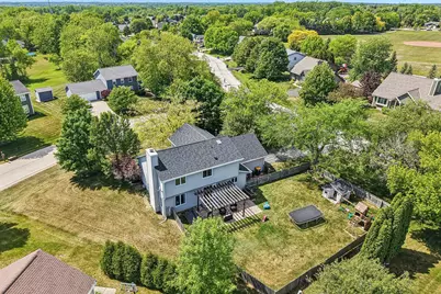 3332 E Debbie Dr, Oak Creek, WI 53154 - Photo 62