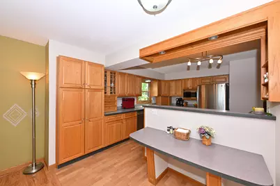 W133S6873  Bristlecone Ct, Muskego, WI 53150 - Photo 10