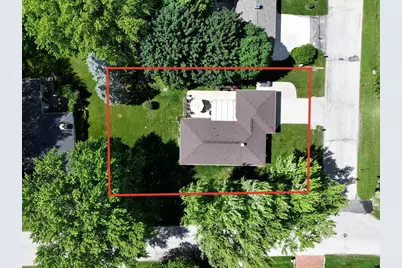 W133S6873  Bristlecone Ct, Muskego, WI 53150 - Photo 4