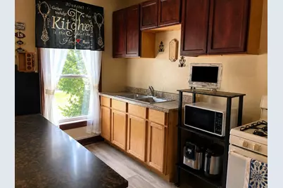 1219 W Clarke St, Milwaukee, WI 53206 - Photo 4