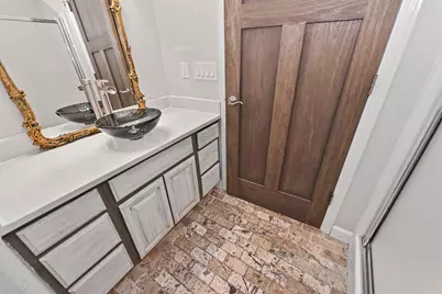 12301 W Waterford Ave, Greenfield, WI 53228 - Photo 28