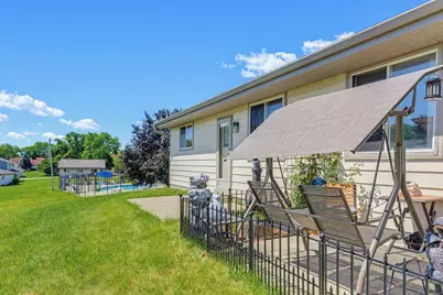 8112 N 97th Ct, Milwaukee, WI 53224 - Photo 26
