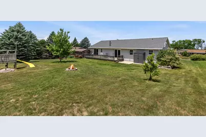 1409  Jefferson St, West Bend, WI 53090 - Photo 30