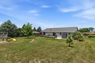 1409 Jefferson St, West Bend, WI 53090 - Photo 30