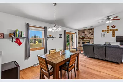 1409  Jefferson St, West Bend, WI 53090 - Photo 10