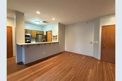 3903  Heather Valley Rd #208, Sheboygan, WI 53083 - Photo 2