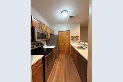 3903  Heather Valley Rd #208, Sheboygan, WI 53083 - Photo 6