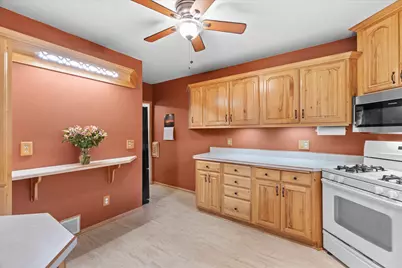 307 S 62nd St, Milwaukee, WI 53214 - Photo 38
