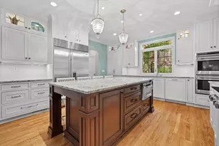 2700 E Menlo Blvd, Shorewood, WI 53211 - Photo 14