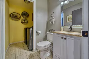10635 S Shepard Ave, Oak Creek, WI 53154 - Photo 16