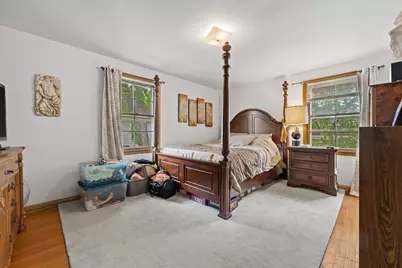 8813 W Hawthorne Ave #8811, Wauwatosa, WI 53226 - Photo 32