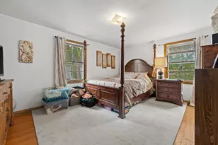 8813 W Hawthorne Ave, Wauwatosa, WI 53226 - Photo 32