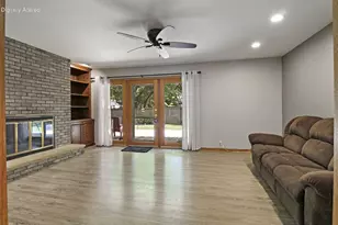 3456 N Wisconsin St, Racine, WI 53402 - Photo 6
