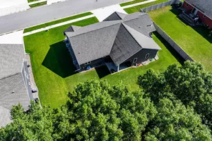 1822 Brooklyn Pl, Holmen, WI 54636 - Photo 56