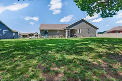 1822  Brooklyn Pl, Holmen, WI 54636 - Photo 14
