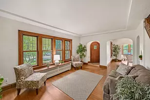 6625 W Grant St, West Allis, WI 53219 - Photo 6