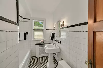 6625 W Grant St, West Allis, WI 53219 - Photo 18