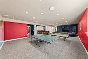 N74W16173 Stonewood Dr, Menomonee Falls, WI 53051 - Photo 38
