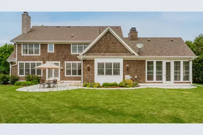 N74W16173  Stonewood Dr, Menomonee Falls, WI 53051 - Photo 4