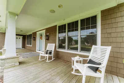 N74W16173  Stonewood Dr, Menomonee Falls, WI 53051 - Photo 6