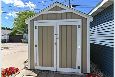 2119 E Holt Ave #A, Milwaukee, WI 53207 - Photo 40