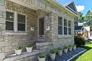 2119 E Holt Ave, Milwaukee, WI 53207 - Photo 2