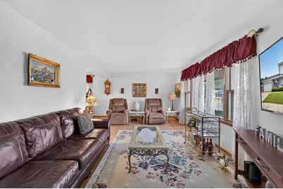 5319  Wright Ave, Racine, WI 53406 - Photo 6
