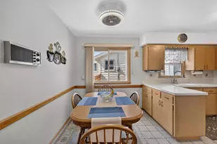 5319 Wright Ave, Racine, WI 53406 - Photo 8