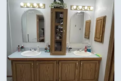 7136  Tannery Rd #19, Two Rivers, WI 54241 - Photo 18