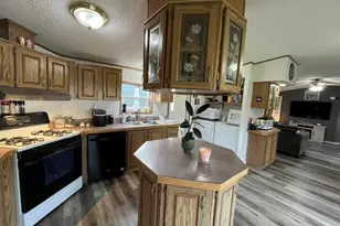 7136 Tannery Rd, Two Rivers, WI 54241 - Photo 12