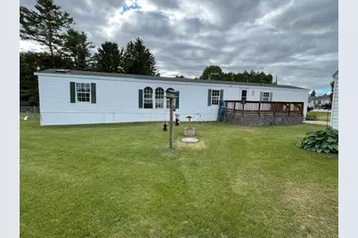 7136  Tannery Rd #19, Two Rivers, WI 54241 - Photo 4