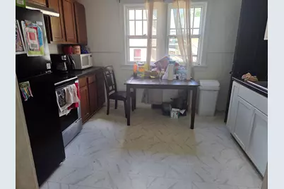 913 S 21st St, Manitowoc, WI 54220 - Photo 6