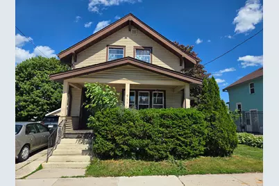 913 S 21st St, Manitowoc, WI 54220 - Photo 1