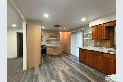 W191S7509  Richdorf Dr, Muskego, WI 53150 - Photo 12