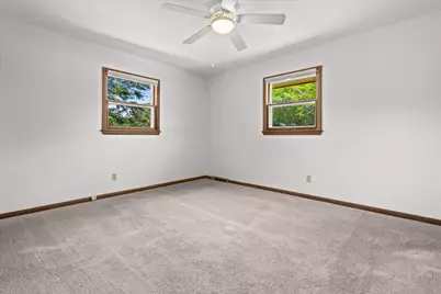 1610  Hickory St, South Milwaukee, WI 53172 - Photo 14