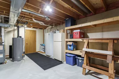 706  Woodbridge Trl, Watertown, WI 53094 - Photo 32