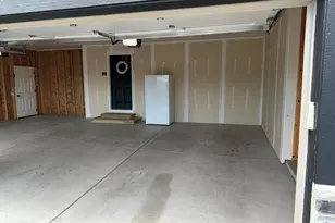 800 Linda Ln, Watertown, WI 53094 - Photo 12
